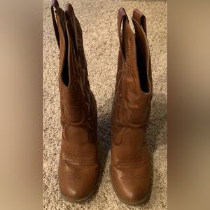 Mossimo fashion cowboy boot Women’s 7 1/2